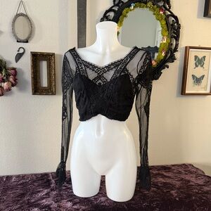 Bundle add on - Lace crop top